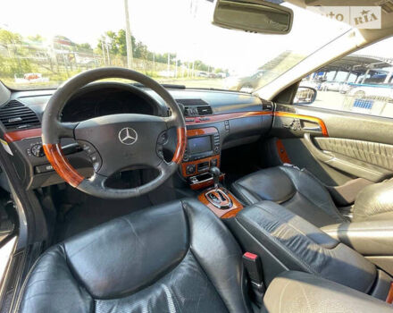 Серый Мерседес С Класс, объемом двигателя 3.5 л и пробегом 270 тыс. км за 6500 $, фото 2 на Automoto.ua