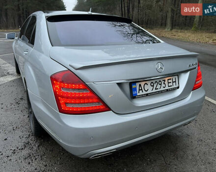 Серый Мерседес С Класс, объемом двигателя 3.5 л и пробегом 197 тыс. км за 9500 $, фото 7 на Automoto.ua
