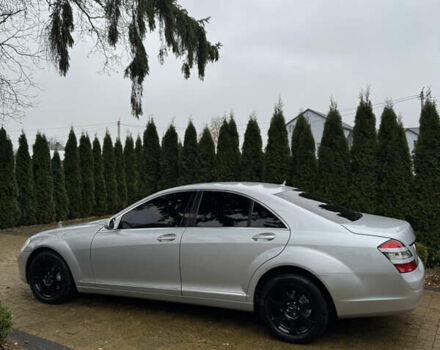 Серый Мерседес С Класс, объемом двигателя 3.5 л и пробегом 285 тыс. км за 7200 $, фото 11 на Automoto.ua