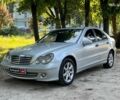 Серый Мерседес С Класс, объемом двигателя 2.2 л и пробегом 363 тыс. км за 6490 $, фото 1 на Automoto.ua