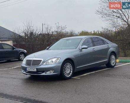 Серый Мерседес С Класс, объемом двигателя 5.46 л и пробегом 428 тыс. км за 8500 $, фото 3 на Automoto.ua