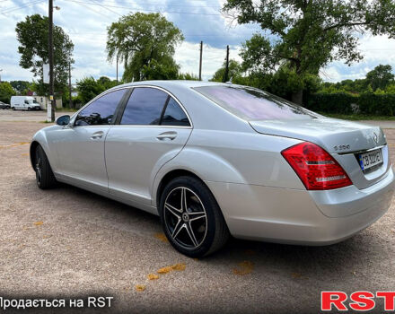 Серый Мерседес С Класс, объемом двигателя 3.5 л и пробегом 212 тыс. км за 10500 $, фото 2 на Automoto.ua