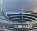 Сірий Мерседес С Клас, об'ємом двигуна 3 л та пробігом 265 тис. км за 12999 $, фото 102 на Automoto.ua
