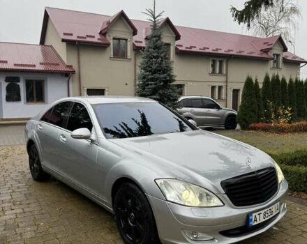 Серый Мерседес С Класс, объемом двигателя 3.5 л и пробегом 285 тыс. км за 7600 $, фото 6 на Automoto.ua