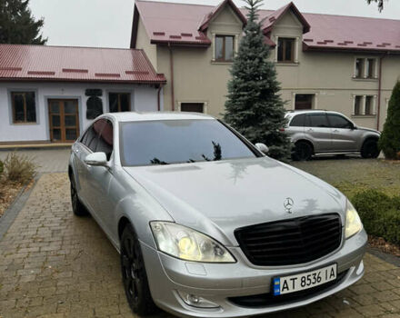 Серый Мерседес С Класс, объемом двигателя 3.5 л и пробегом 285 тыс. км за 7200 $, фото 7 на Automoto.ua