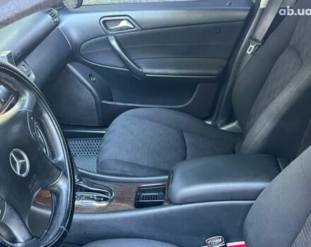 Серый Мерседес С Класс, объемом двигателя 2.2 л и пробегом 363 тыс. км за 6490 $, фото 17 на Automoto.ua