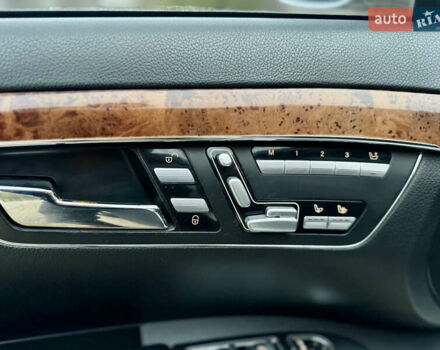 Серый Мерседес С Класс, объемом двигателя 3 л и пробегом 295 тыс. км за 7950 $, фото 9 на Automoto.ua