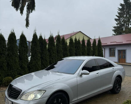 Серый Мерседес С Класс, объемом двигателя 3.5 л и пробегом 285 тыс. км за 7200 $, фото 9 на Automoto.ua