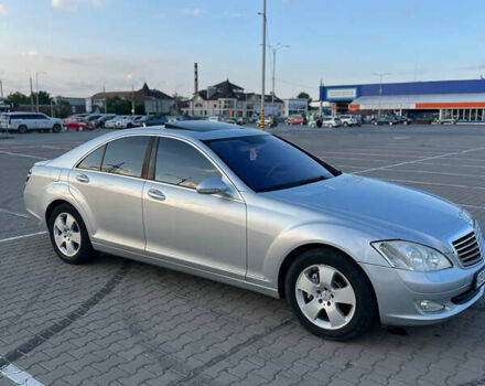 Серый Мерседес С Класс, объемом двигателя 2.99 л и пробегом 450 тыс. км за 10700 $, фото 2 на Automoto.ua