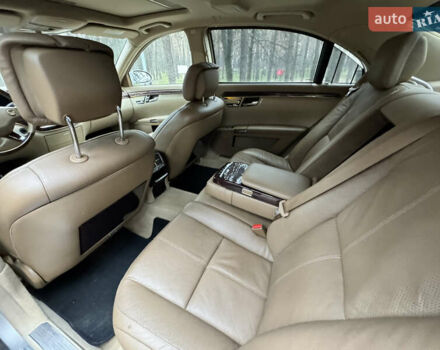 Сірий Мерседес С Клас, об'ємом двигуна 3.5 л та пробігом 211 тис. км за 7700 $, фото 12 на Automoto.ua