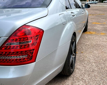 Серый Мерседес С Класс, объемом двигателя 3.5 л и пробегом 212 тыс. км за 10500 $, фото 9 на Automoto.ua