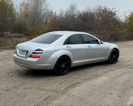 Серый Мерседес С Класс, объемом двигателя 3 л и пробегом 268 тыс. км за 7650 $, фото 4 на Automoto.ua