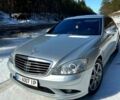 Серый Мерседес С Класс, объемом двигателя 5.5 л и пробегом 215 тыс. км за 8700 $, фото 1 на Automoto.ua