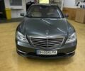 Серый Мерседес С Класс, объемом двигателя 5.5 л и пробегом 203 тыс. км за 10000 $, фото 1 на Automoto.ua