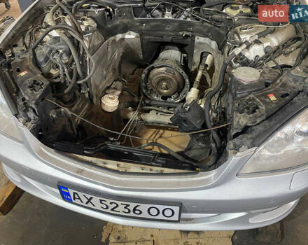 Серый Мерседес С Класс, объемом двигателя 5.46 л и пробегом 311 тыс. км за 13200 $, фото 2 на Automoto.ua