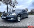 Сірий Мерседес С Клас, об'ємом двигуна 4.7 л та пробігом 285 тис. км за 12999 $, фото 1 на Automoto.ua