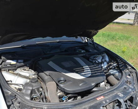 Серый Мерседес С Класс, объемом двигателя 5.5 л и пробегом 292 тыс. км за 11999 $, фото 87 на Automoto.ua