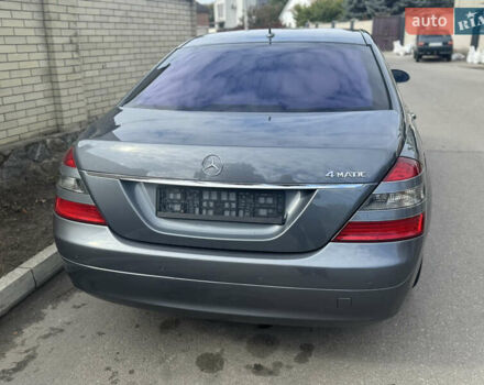 Серый Мерседес С Класс, объемом двигателя 4.66 л и пробегом 280 тыс. км за 8999 $, фото 2 на Automoto.ua
