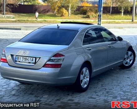 Мерседес С Класс 2006 в Полтаве на Automoto.ua Серый Мерседес С Класс, объемом двигателя 3 л и пробегом 320 тыс. км за 10800 $, фото 3 на Automoto.ua