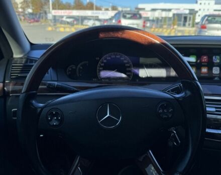 Серый Мерседес С Класс, объемом двигателя 3 л и пробегом 296 тыс. км за 10000 $, фото 3 на Automoto.ua