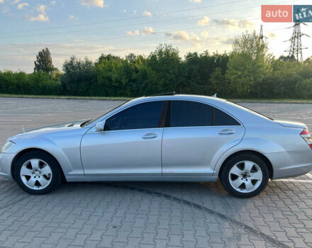 Серый Мерседес С Класс, объемом двигателя 2.99 л и пробегом 450 тыс. км за 10700 $, фото 1 на Automoto.ua