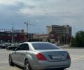 Сірий Мерседес С Клас, об'ємом двигуна 5.46 л та пробігом 280 тис. км за 8750 $, фото 9 на Automoto.ua