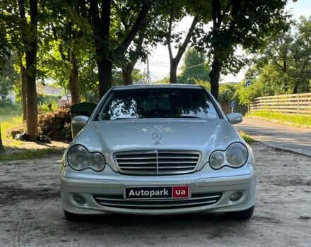 Серый Мерседес С Класс, объемом двигателя 2.2 л и пробегом 363 тыс. км за 6490 $, фото 2 на Automoto.ua