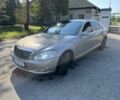 Сірий Мерседес С Клас, об'ємом двигуна 3 л та пробігом 320 тис. км за 10324 $, фото 1 на Automoto.ua