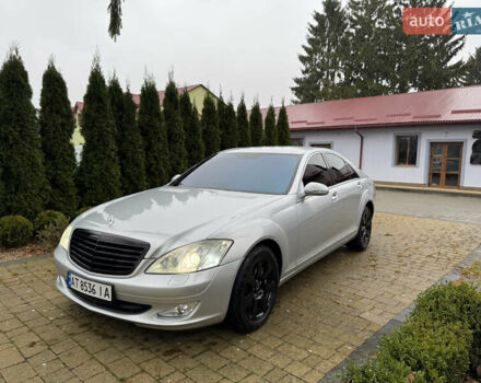 Серый Мерседес С Класс, объемом двигателя 3.5 л и пробегом 285 тыс. км за 7200 $, фото 21 на Automoto.ua