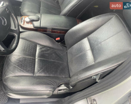 Сірий Мерседес С Клас, об'ємом двигуна 3.5 л та пробігом 245 тис. км за 11000 $, фото 20 на Automoto.ua