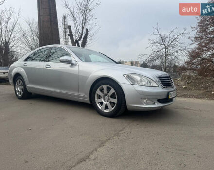 Серый Мерседес С Класс, объемом двигателя 3 л и пробегом 231 тыс. км за 11350 $, фото 6 на Automoto.ua
