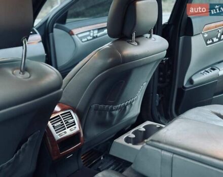 Серый Мерседес С Класс, объемом двигателя 4.66 л и пробегом 240 тыс. км за 7999 $, фото 34 на Automoto.ua