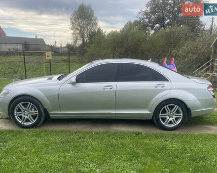 Сірий Мерседес С Клас, об'ємом двигуна 3.5 л та пробігом 245 тис. км за 11000 $, фото 3 на Automoto.ua