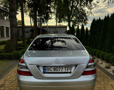 Серый Мерседес С Класс, объемом двигателя 3.5 л и пробегом 376 тыс. км за 9400 $, фото 4 на Automoto.ua