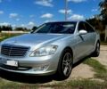 Сірий Мерседес С Клас, об'ємом двигуна 4.7 л та пробігом 210 тис. км за 13000 $, фото 1 на Automoto.ua