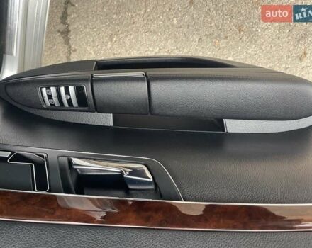 Серый Мерседес С Класс, объемом двигателя 3 л и пробегом 325 тыс. км за 9999 $, фото 12 на Automoto.ua