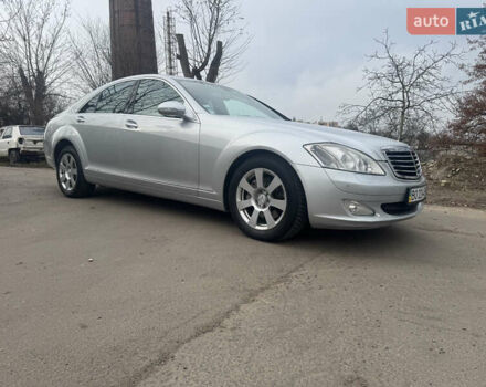 Серый Мерседес С Класс, объемом двигателя 3 л и пробегом 231 тыс. км за 11350 $, фото 12 на Automoto.ua