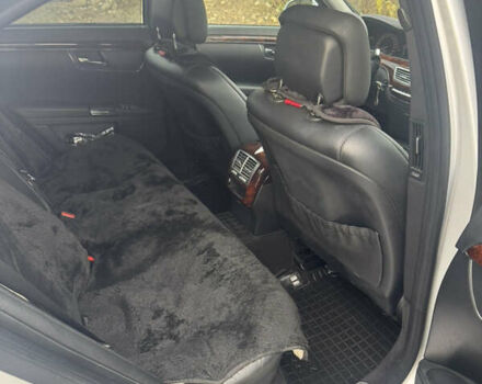 Серый Мерседес С Класс, объемом двигателя 3 л и пробегом 231 тыс. км за 11350 $, фото 15 на Automoto.ua