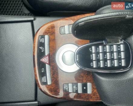 Сірий Мерседес С Клас, об'ємом двигуна 3.5 л та пробігом 245 тис. км за 11000 $, фото 27 на Automoto.ua