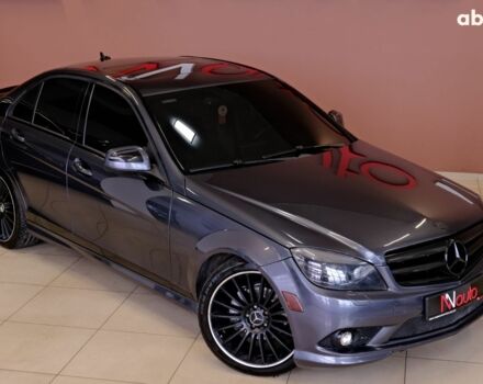 Серый Мерседес С Класс, объемом двигателя 3 л и пробегом 198 тыс. км за 8900 $, фото 3 на Automoto.ua