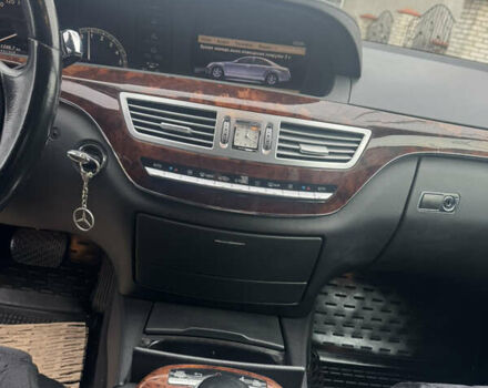 Серый Мерседес С Класс, объемом двигателя 3 л и пробегом 231 тыс. км за 11350 $, фото 17 на Automoto.ua