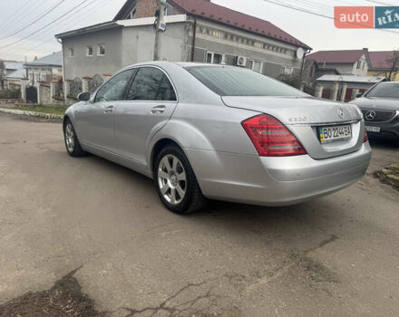 Серый Мерседес С Класс, объемом двигателя 3 л и пробегом 231 тыс. км за 11350 $, фото 3 на Automoto.ua