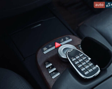 Серый Мерседес С Класс, объемом двигателя 5 л и пробегом 240 тыс. км за 8000 $, фото 26 на Automoto.ua