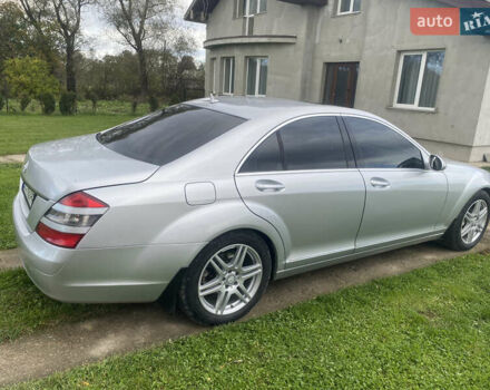 Сірий Мерседес С Клас, об'ємом двигуна 3.5 л та пробігом 245 тис. км за 11000 $, фото 6 на Automoto.ua