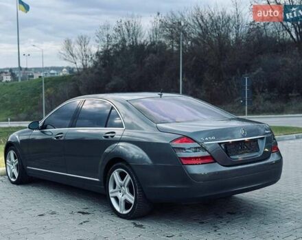 Серый Мерседес С Класс, объемом двигателя 4.66 л и пробегом 240 тыс. км за 7999 $, фото 14 на Automoto.ua