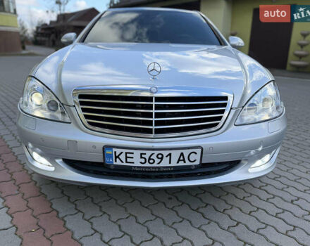 Сірий Мерседес С Клас, об'ємом двигуна 3.5 л та пробігом 360 тис. км за 10500 $, фото 12 на Automoto.ua