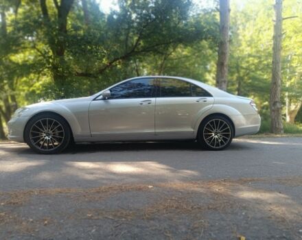 Серый Мерседес С Класс, объемом двигателя 3.5 л и пробегом 206 тыс. км за 8900 $, фото 4 на Automoto.ua