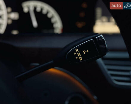 Серый Мерседес С Класс, объемом двигателя 5 л и пробегом 240 тыс. км за 8000 $, фото 33 на Automoto.ua