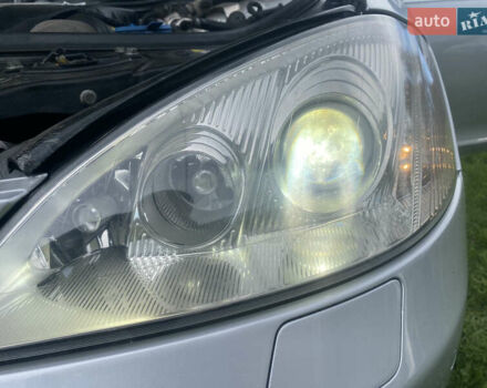 Сірий Мерседес С Клас, об'ємом двигуна 3.5 л та пробігом 245 тис. км за 11000 $, фото 28 на Automoto.ua