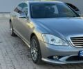 Сірий Мерседес С Клас, об'ємом двигуна 5.5 л та пробігом 250 тис. км за 11500 $, фото 1 на Automoto.ua